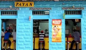 Barra Payán reabre sus puertas tras clausura de ayer