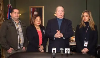 Selman inicia servicio consular que facilita comunicación telefónica con familiares en RD