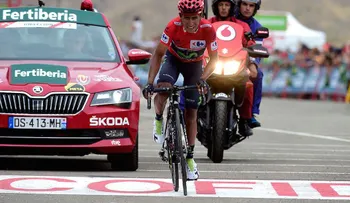 Colombianos a la cabeza de la Vuelta a España: Nairo Quintana es líder y Esteban Chaves tercero