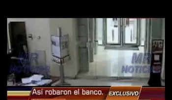Sorprendentes imágenes de un robo al banco.