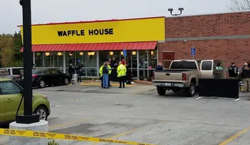 Tras el tiroteo de Waffle House, el alcalde de Nashville exige un control de armas más estricto