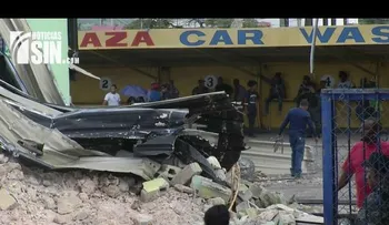 Desalojan negocios en zona donde se construirá estación de Teleférico Santo Domingo