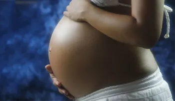 Una madre publica una cruda foto de su cicatriz que cambiará su visión sobre la cesárea