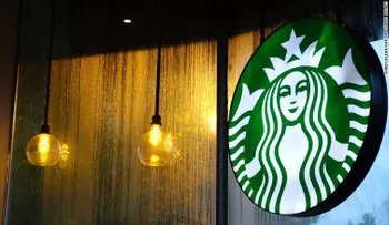 Starbucks en Arabia Saudita le prohibe la entrada a las mujeres