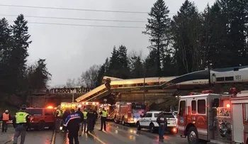 El tren de Amtrak que se descarriló iba a tres veces la velocidad permitida