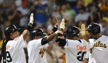 Escogido le gana 2 por cero a las Águilas y se coloca a medio juego del segundo lugar
