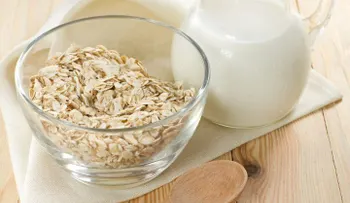 Elimina el ácido úrico, baja el colesterol y pierde kilos con esta receta a base de Avena.