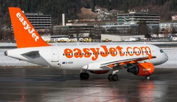 Despiden a una azafata de EasyJet por comer un sándwich de 5 dólares y no exigir recibo
