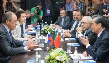 "Strategic Culture": "Cómo la unión de Irán, Rusia y China está cambiando el mundo para bien"