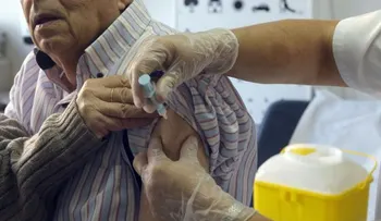  Autoridades europeas alertan de riesgos por baja tasa de vacunación de gripe 
