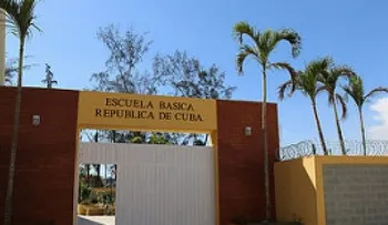 Gobierno dice que con escuela, la vida cambia en Villa Consuelo