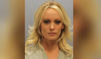 Retiran cargos contra Stormy Daniels tras ser arrestada en un club de striptease en Ohio