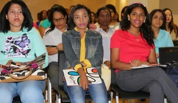 Primera Dama promueve terapia ocupacional para niños en el CAID