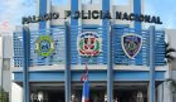 Poder Ejecutivo asciende de rango 4,500 agentes policiales.