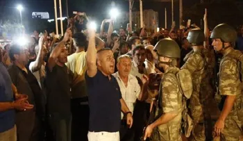El Servicio de Inteligencia turca da por fracasado el Golpe de Estado