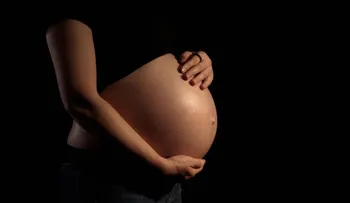 ¿Quieres aumentar la fertilidad para quedar embarazada? Deja la comida rápida