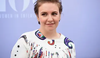 Al quirófano, la actriz Lena Dunham por la ruptura de un quiste en un ovario