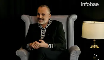 Por esta foto extorsionaron a Miguel Bosé