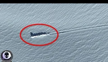 Encuentran una 'megaciudad' en Antártida y ahora una nave espacial? 