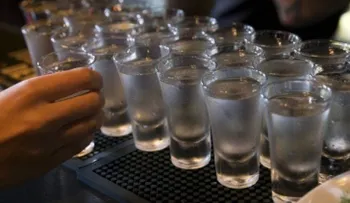 ¿Qué pasa si dejamos de tomar alcohol y café durante 15 meses?