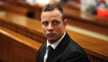 Pistorius no recurrirá la condena de 6 años por el asesinato de su novia