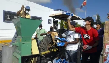 Aduanas y DGII destruyen más de 550 mil cigarrillos contrabandeados