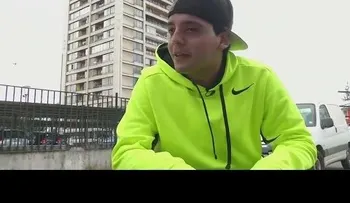 Un hombre cae de un piso 17, pero increiblemente vive para contarlo 