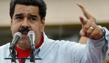 Maduro: De Colombia viene la miseria y un pueblo que huye de la guerra