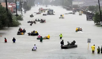 Autoridades no arrestarán indocumentados si buscan refugio tras Harvey