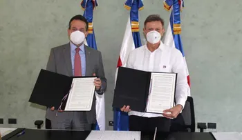 Gobierno une esfuerzos para desarrollo comercial y acercar el país a otras naciones