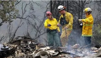 Incendios forestales destruyen más de mil viviendas en California