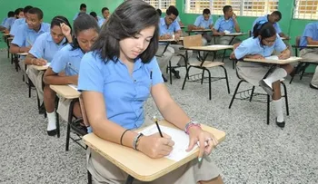 Ministerio de Educación llama a más de 48 mil estudiantes de Media a 3ra convocatoria de Pruebas Nacionales