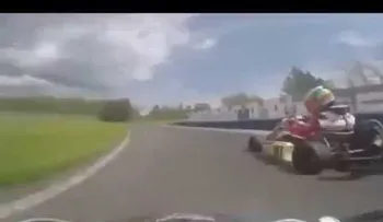 El adelantamiento más descabellado en la historia de los karts