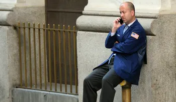 Empresas vigilan a sus empleados a través de los celulares