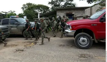 Soldados matan a 22 en enfrentamiento en México