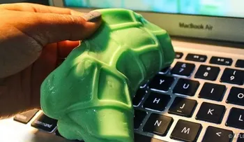 Cómo hacer un trapo gel para limpiar hasta el último rincón de tu casa