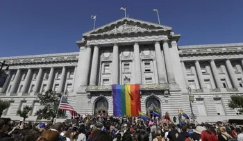 Desfiles de Orgullo Gay, históricos tras fallo del Supremo