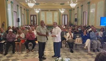 Gobierno entrega 50 mil bonos navideños a juntas de vecinos de todo el país