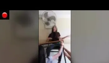El nuevo reto viral "absurdo" y peligroso que se expande por colegios españoles