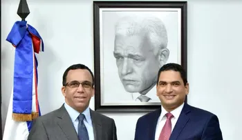 Miguel Medina sale de Educación para dirigir montaje precandidatura presidencial de Andrés Navarro 