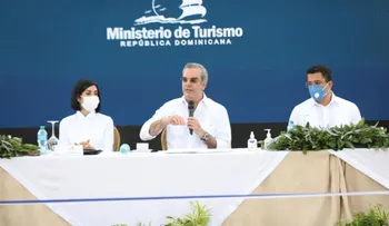 Presidente Abinader: "Se han recuperado más de 100 mil empleos en sector turismo"