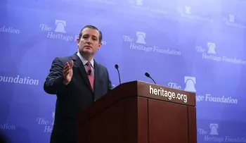 Ted Cruz â??le pisa los talonesâ?? a Donald Trump en encuestas
