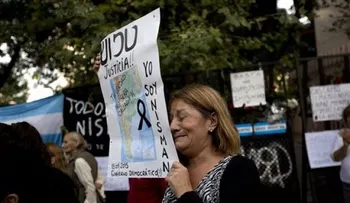 Sepultan fiscal que denunció a presidenta de Argentina
