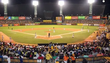 Pelota Invernal inicia el 20 de octubre con Gigantes vs Águilas; habrá cambios en horarios