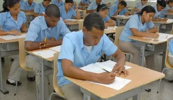 Educación llama a más de 48 mil estudiantes a Pruebas Nacionales