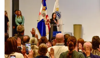 Juramentan 166 nuevos ciudadanos dominicanos