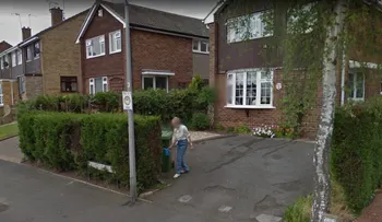 Busca en Google la casa de su madre fallecida y se quedó boquiabierta 