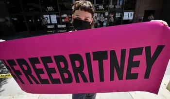 Abogados de Britney Spears presionan por terminar control de su padre
