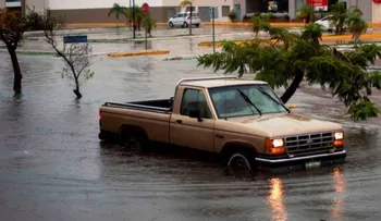 Cristóbal amenaza con tormenta tropical y marejada costa de México y EEUU