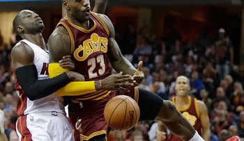 LeBron anota 29 en la victoria de Cavs sobre Heat